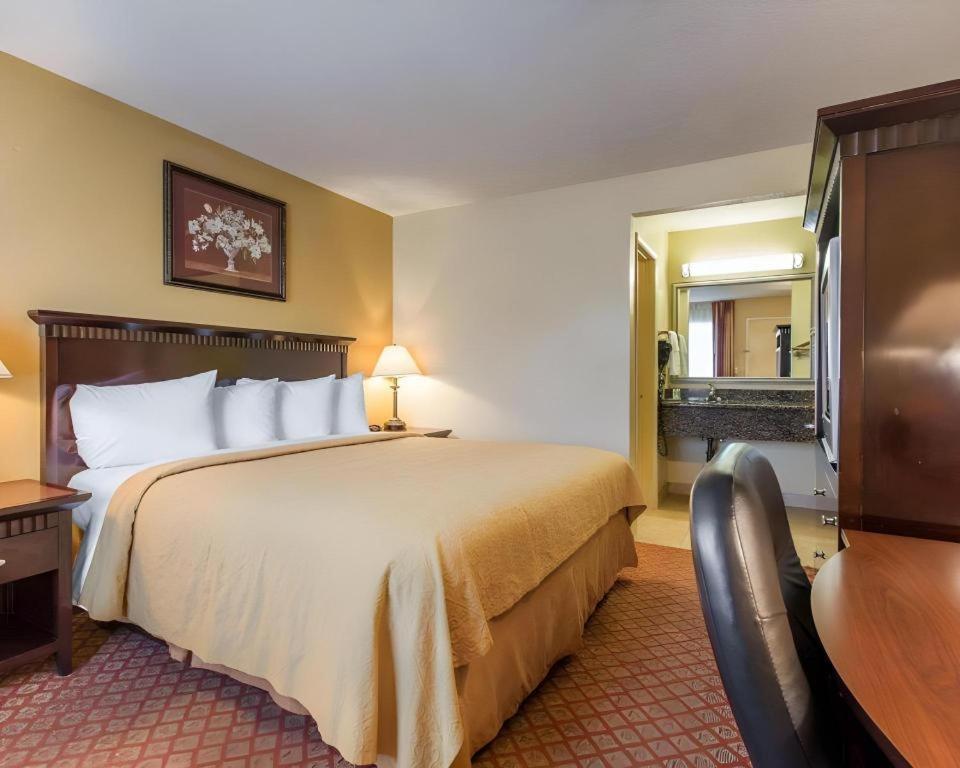 Quality Inn San Bernardino Exterior foto